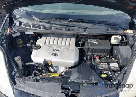 2010 Toyota Sienna Le z USA, uszkodzony, nr VIN 5TDKK4CC8AS337708